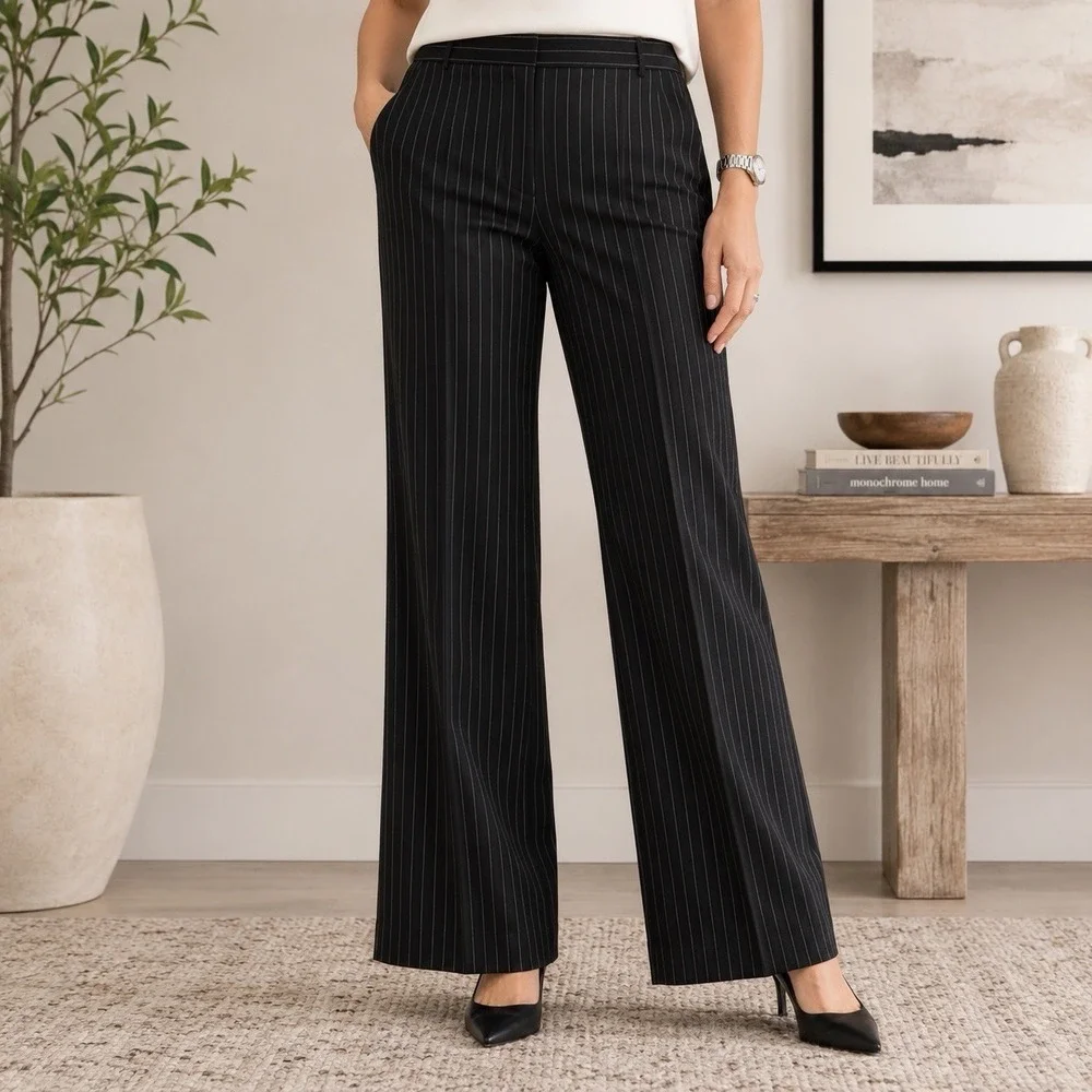 Chicos Black Pinstripe Wide Leg Pants Womens Size 2.5 US 14‎ Career Trouser